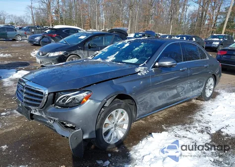 2020 Mercedes-Benz E 350 4Matic from USA, damaged, VIN WDDZF8EB1LA740949